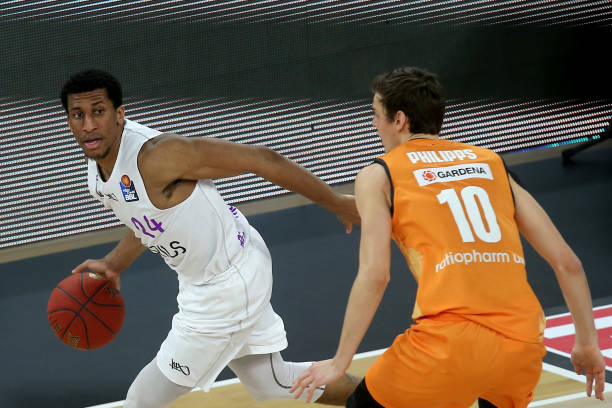 队带来转机 队带来转机