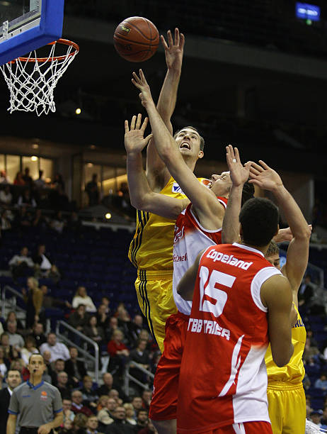 成了3次助 成了3次助